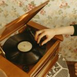 A Comprehensive Background and Overview Of Recording Labels. What does a Record Label Do For A Recording Artist?